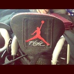 Air Jordan 4